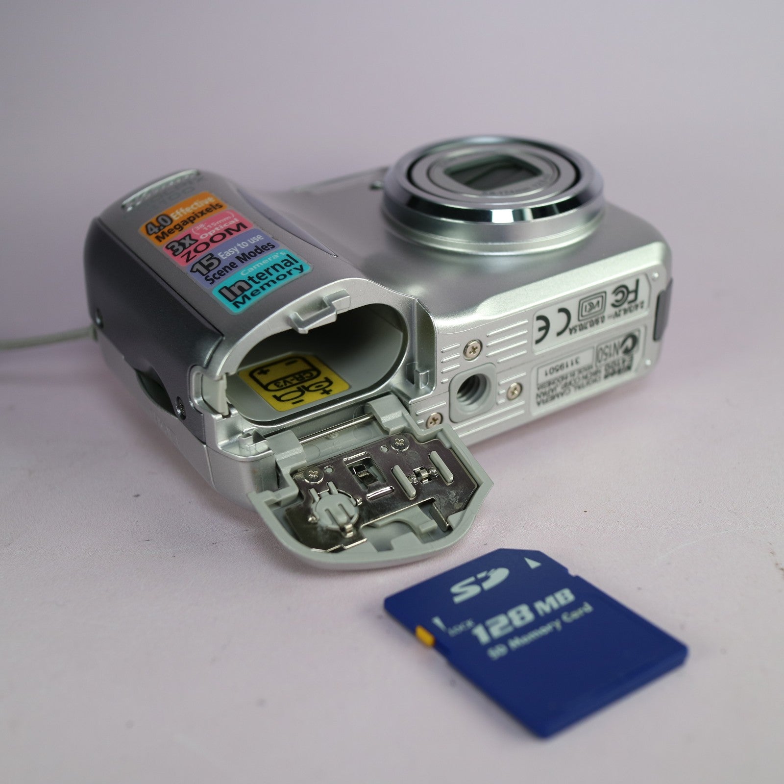 Nikon Digital Camera Coolpix 4100 4.0MP Silver Tested