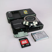 Fujifilm Digital Camera FinePix JV300 14.0MP Black Tested Full Working Set