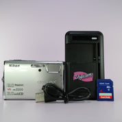 Nikon Digital Camera Coolpix S52 9.0MP Silver Tested