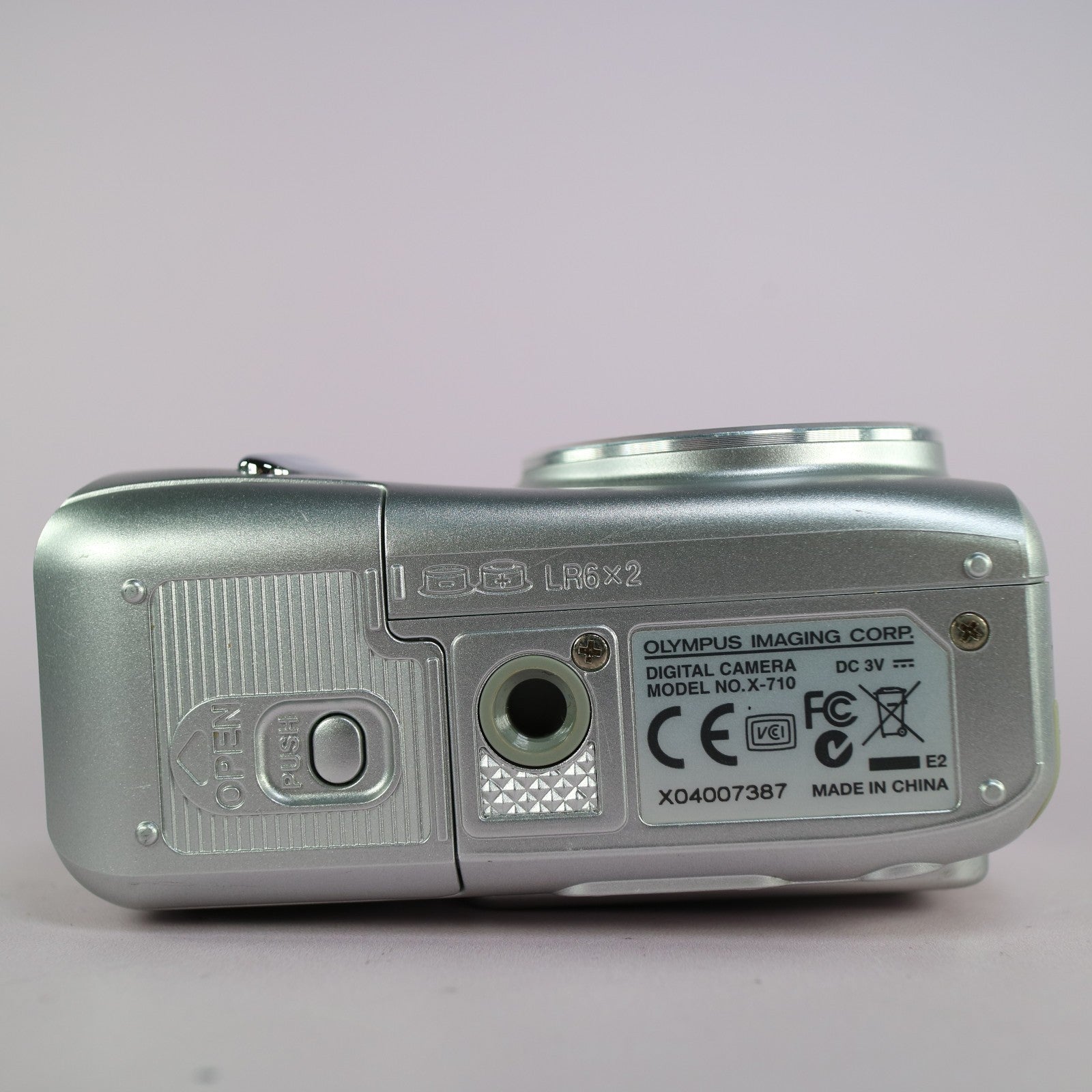 Olympus X-710 5.0MP Compact Digital Camera Silver Tested With xD Card