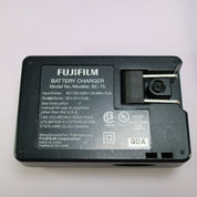 Fujifilm Digital Camera FinePix F47fd 8.3MP Silver Tested Full Working Set