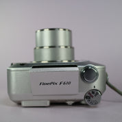 Fujifilm Digital Camera FinePix F610 6.3MP Silver Tested Full Working Set