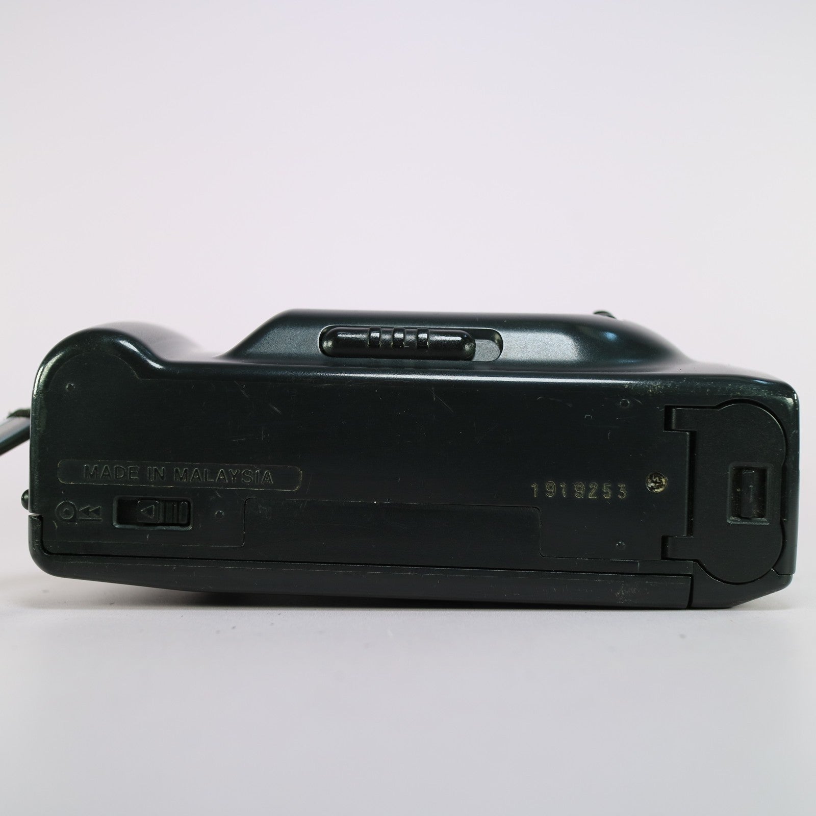 Minolta FS-35 35mm Film Point and Shoot Camera Black Tested