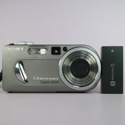 Sony Digital Camera Cybershot DSC-P10 5.0MP Silver Tested