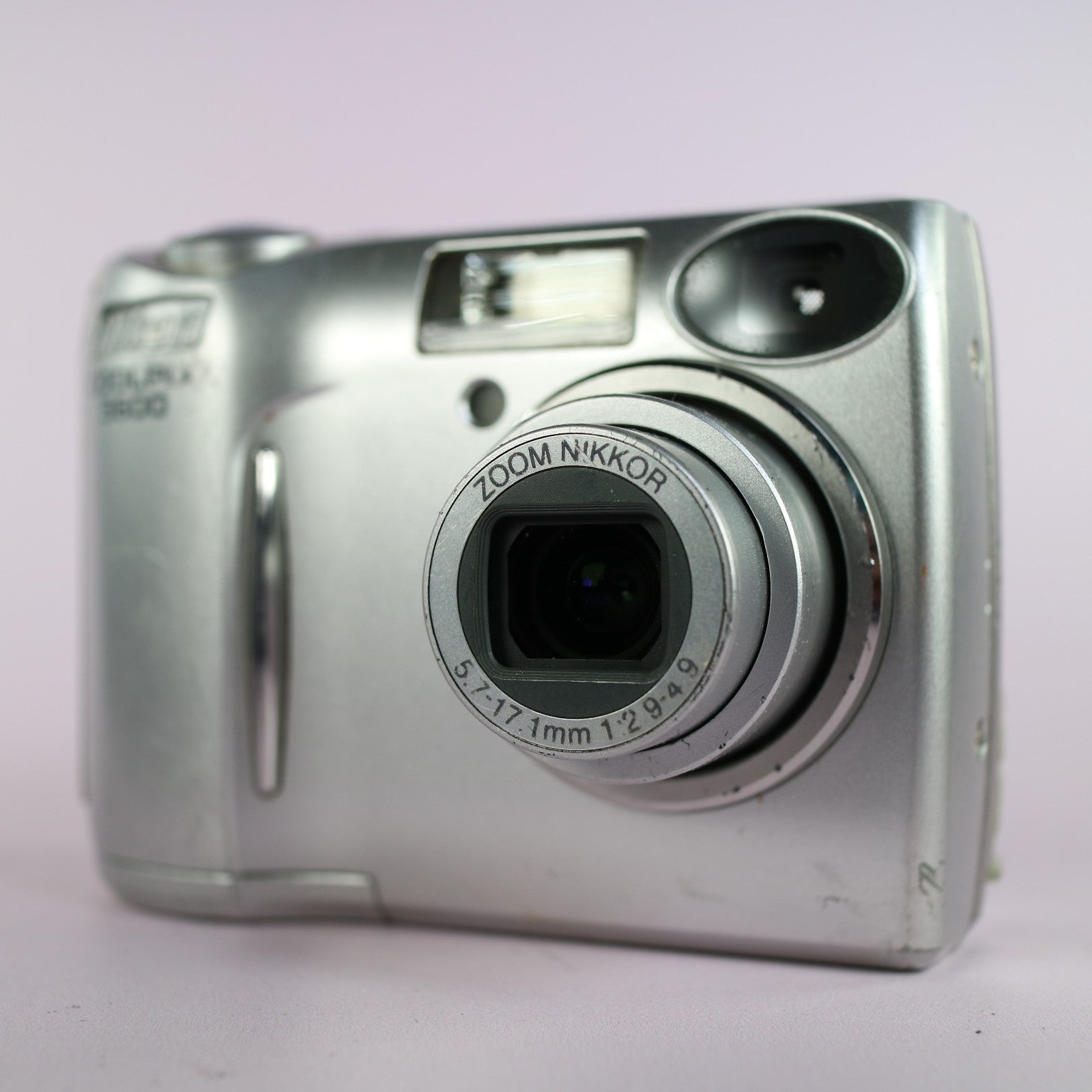 Nikon Digital Camera Coolpix 5600 5.1MP Silver Tested