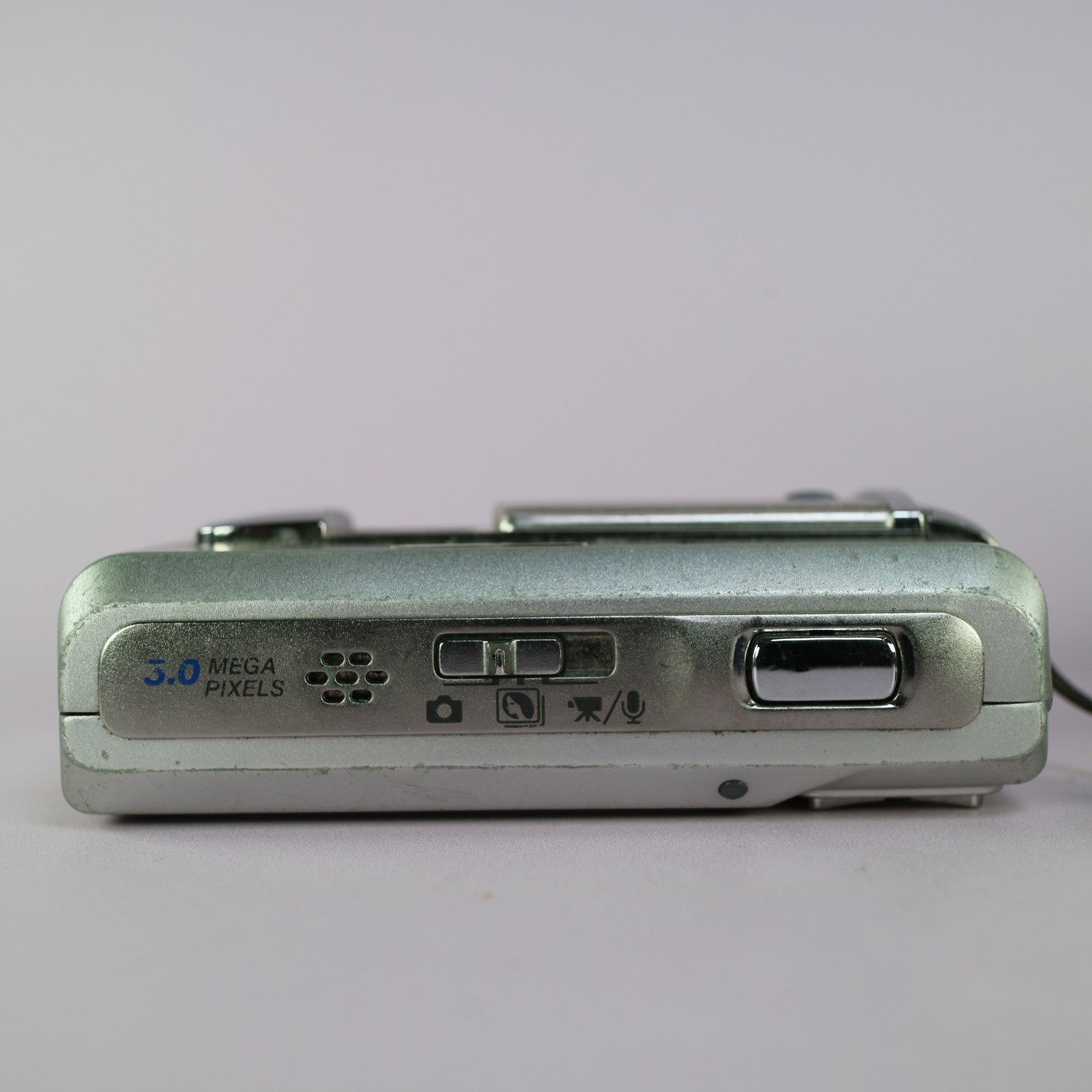 Konica Minolta Digital Camera Dimage X60 5.0MP Silver Tested Full Working Set