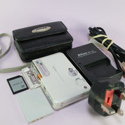 Nikon Digital Camera Coolpix S1 5.1MP White Tested Full Working Set