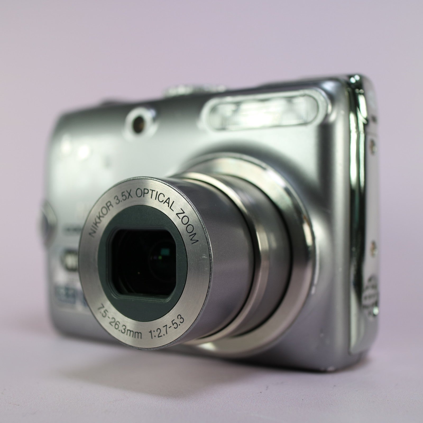 Nikon Digital Camera WiFi Coolpix P3 8.1MP Silver Tested Full Working Set