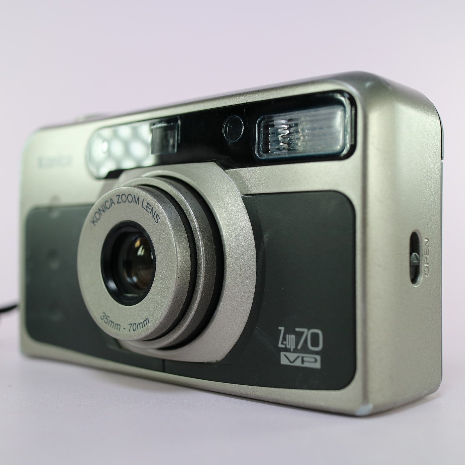 Konica Z Up 70 VP 35mm Film Point and Shoot Camera Silver Tested