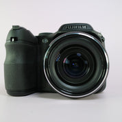 Fujifilm Digital Bridge Camera FinePix S2000HD 10.0MP Black Tested