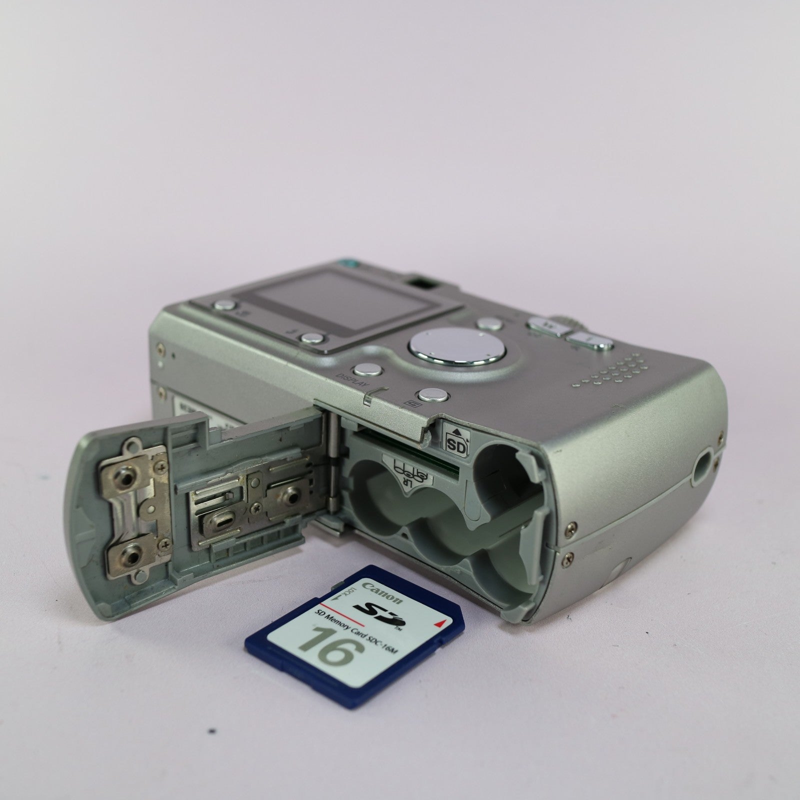 Epson Digital Camera L-300 3.0MP Silver Tested