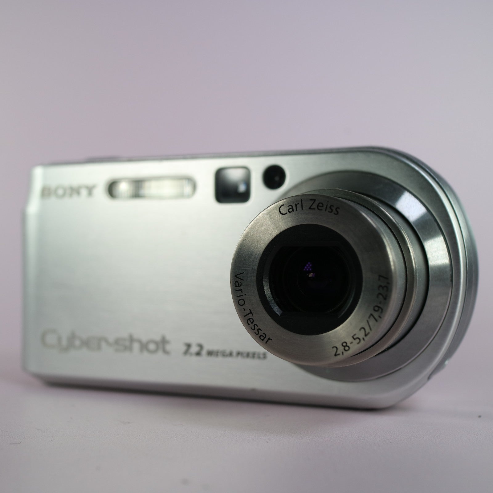 Sony Digital Camera Cybershot DSC-P200 7.2MP Silver Tested Full Set