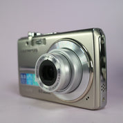 Olympus Digital Camera Stylus C-520 8.0MP Silver Tested Full Set