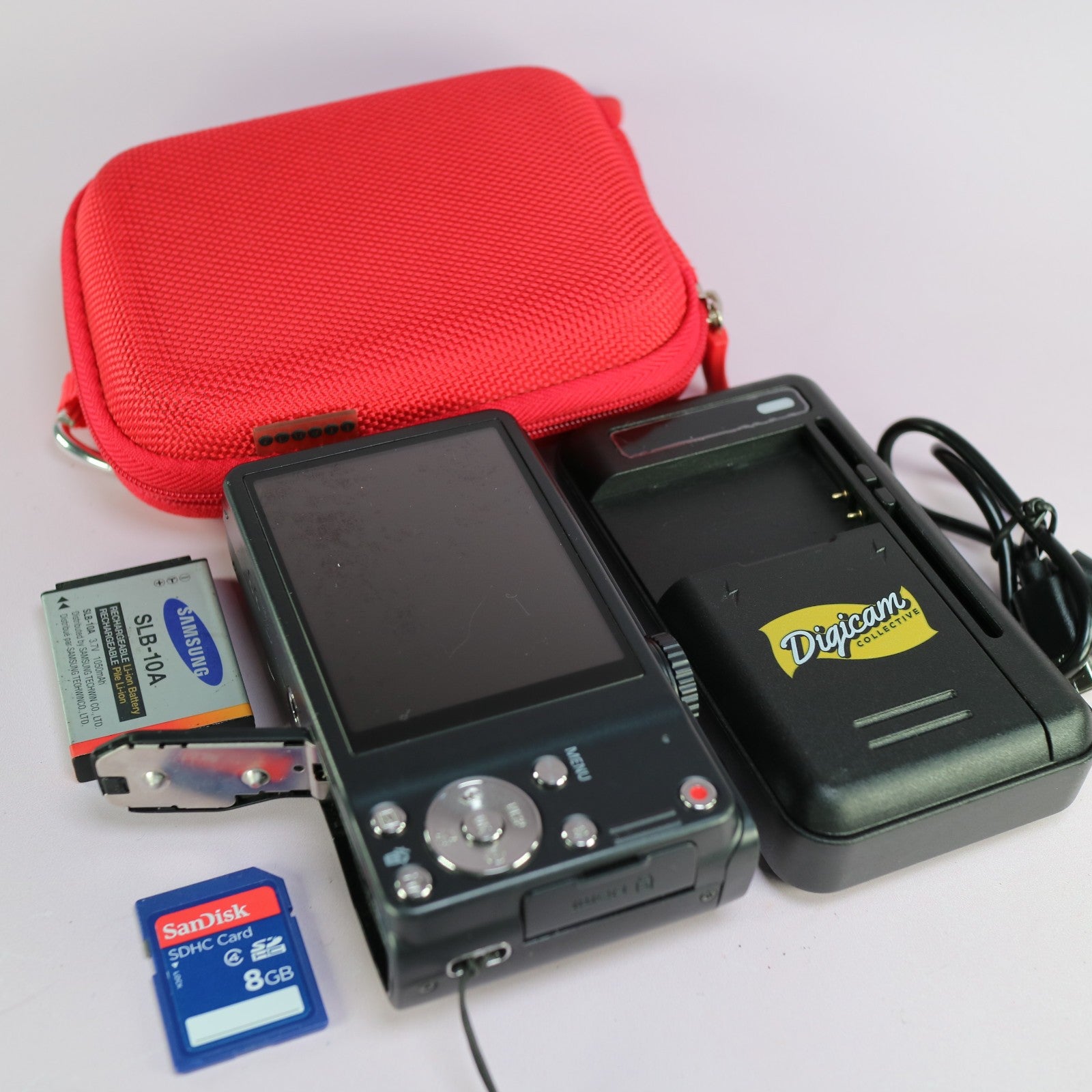 Samsung Digital Camera WB720 14.2MP Black Tested Full Working Set
