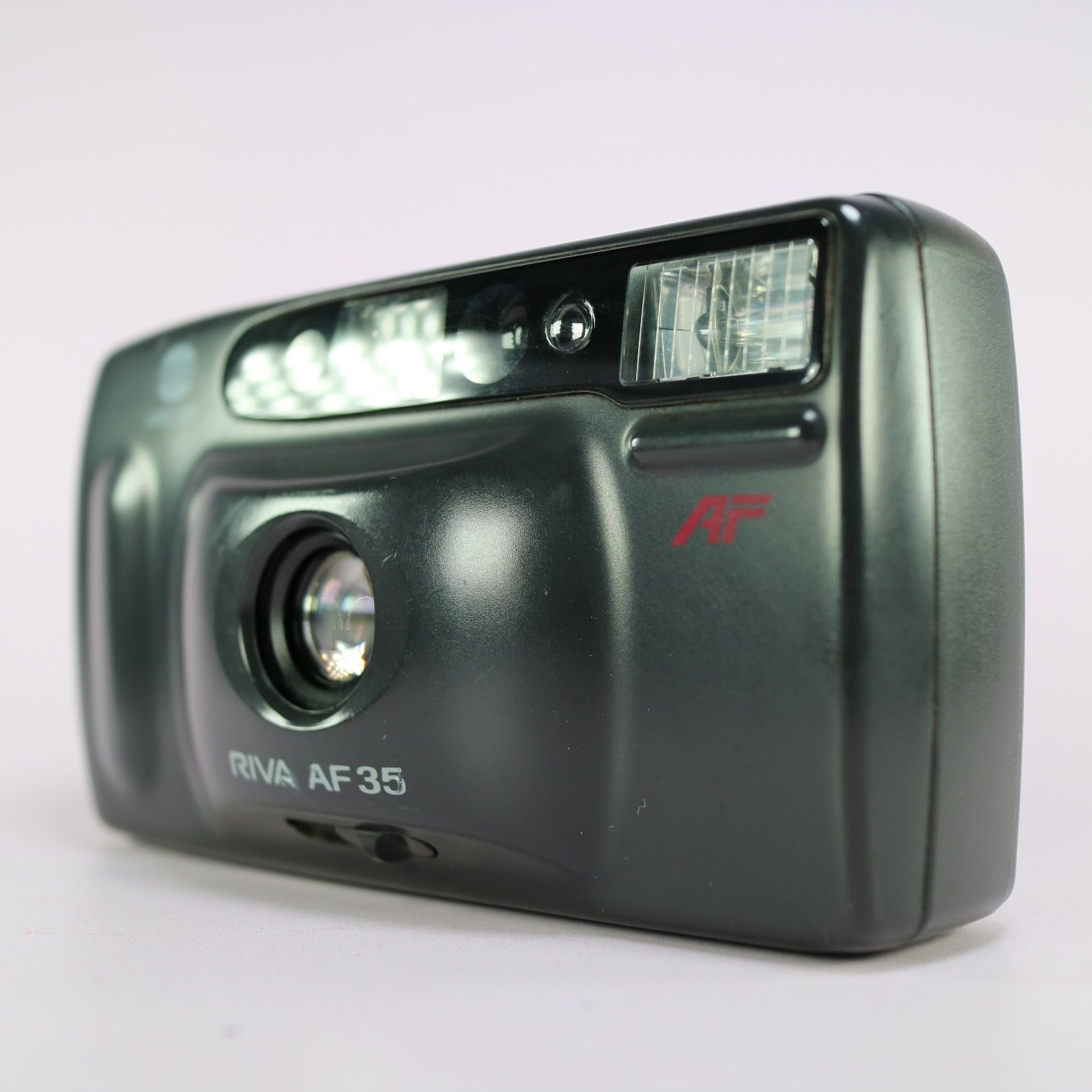 Minolta Riva AF35 35mm Film Point and Shoot Camera Black Tested
