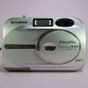 Fujifilm Digital Camera FinePix A204 2.0MP Silver Tested