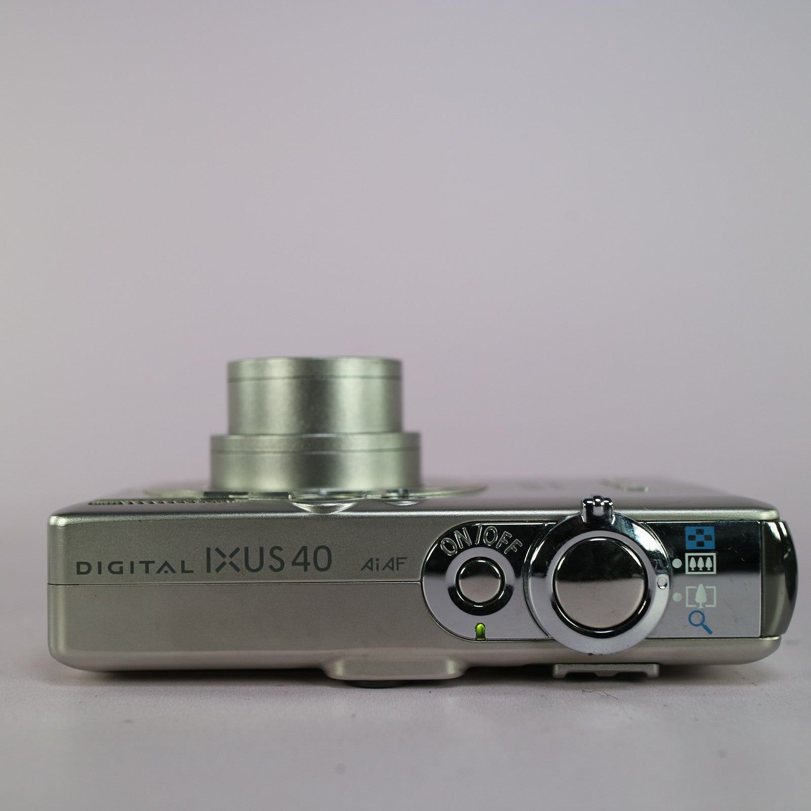 Canon Digital Camera IXUS 40 4.0MP Silver Tested Full Working Set