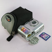Nikon Digital Camera Coolpix 5600 5.1MP Silver Tested