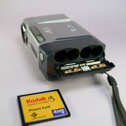 JVC Digital Camera GC-S1U 0.4MP Silver Rare Tested