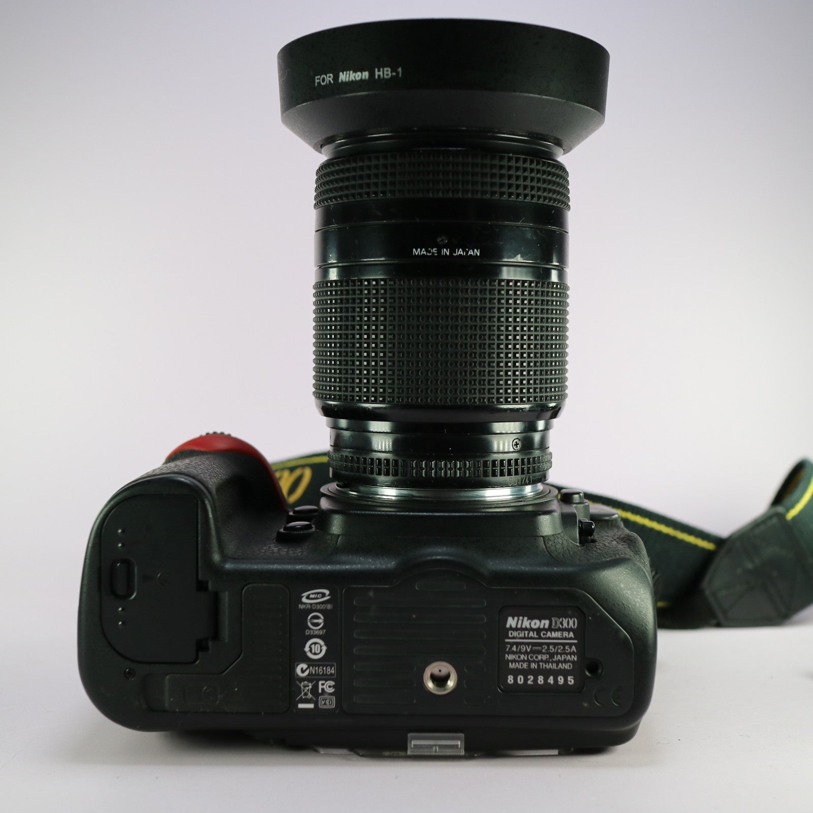 Nikon DSLR D300 12.3MP Black w/ Nikkor 35-70mm f/2.8D Tested 19868 Actuations
