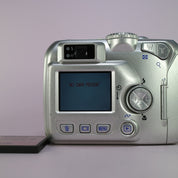 Nikon Digital Camera Coolpix 2100 2.0MP Silver Tested