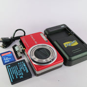 Ricoh Digital Camera Caplio R6 7.2MP Red Tested Full Working Set
