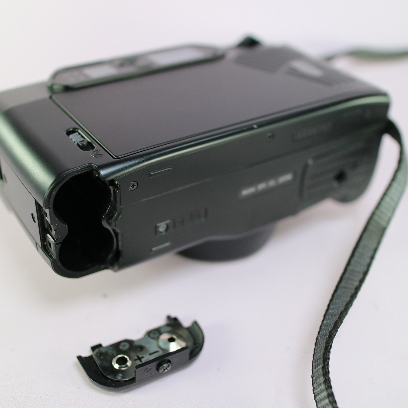 Pentax Zoom 90 35mm Film Point and Shoot Camera Black Tested