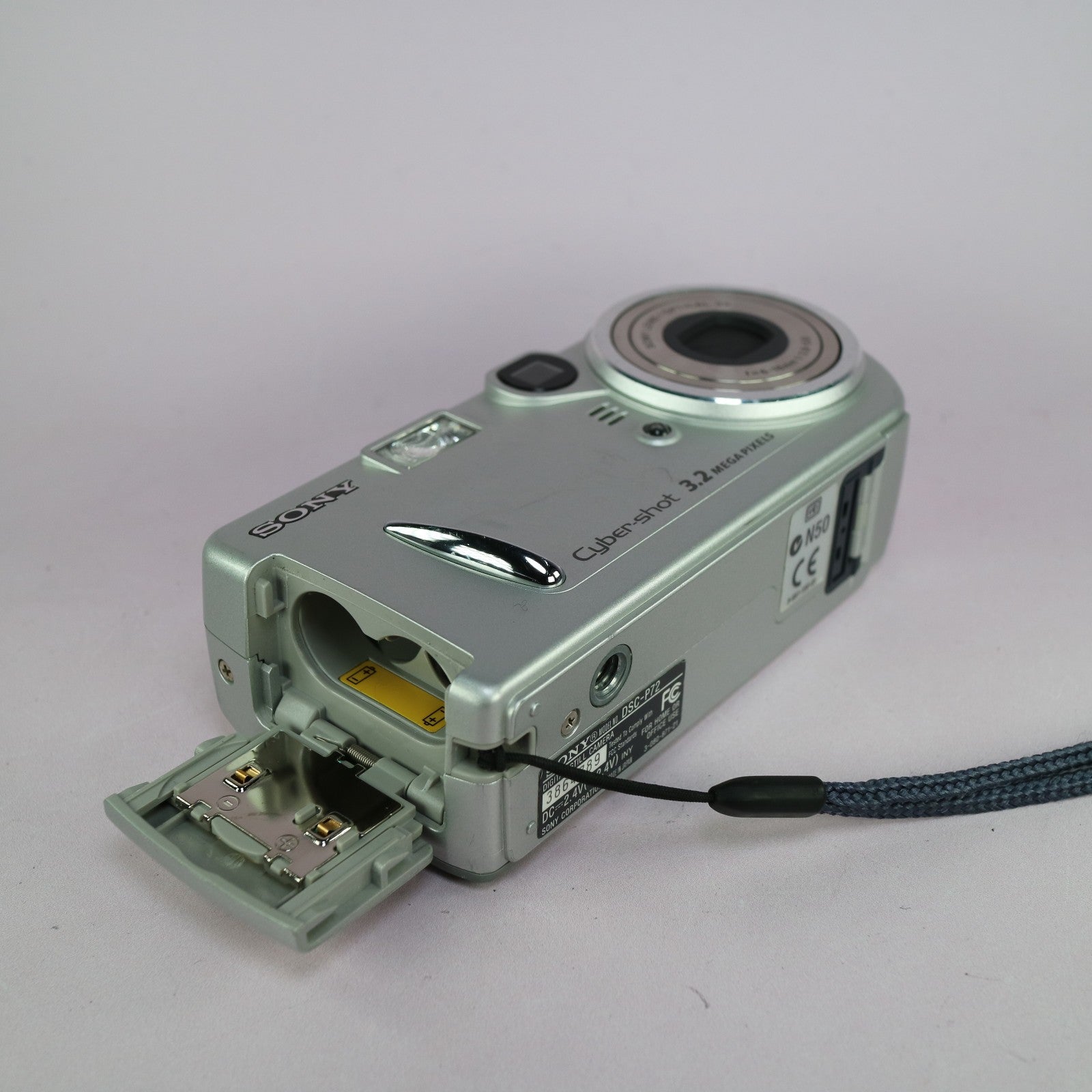Sony Digital Camera Cybershot DSC-P72 3.2MP Silver Tested