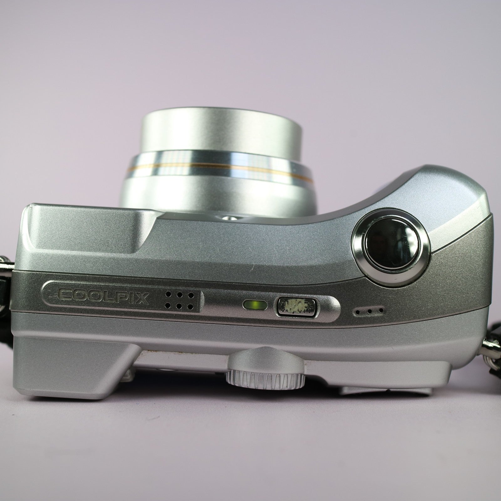 Nikon Digital Camera Coolpix 4800 ED 4.0MP Silver Tested Full Working Set