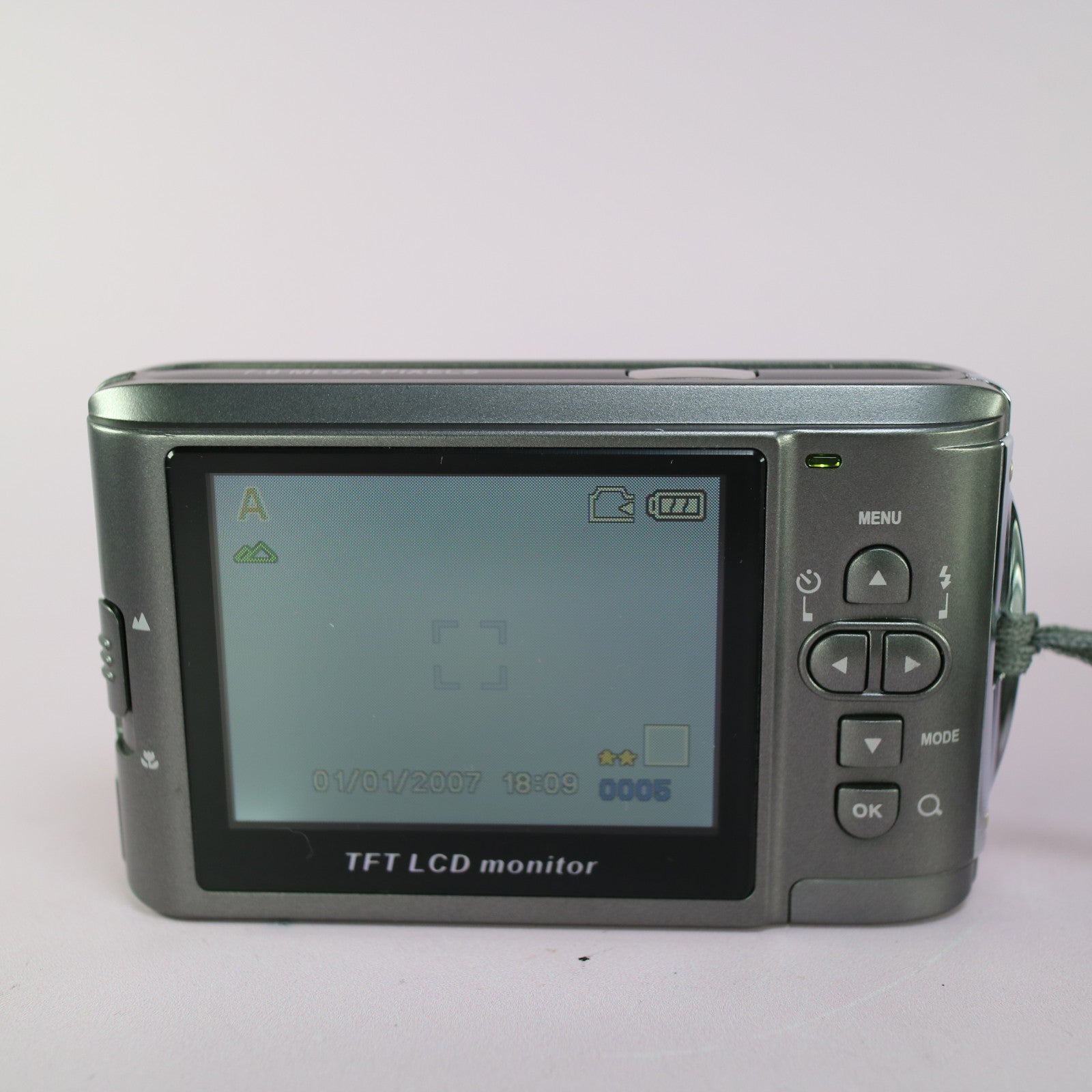 Vivitar Digital Camera Vivicam 7100s 7.0MP Silver Tested Full Working Set