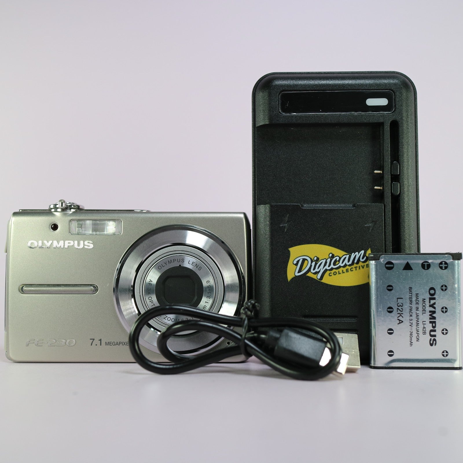 Olympus Digital Camera FE-230 7.1MP Silver Tested Full Set