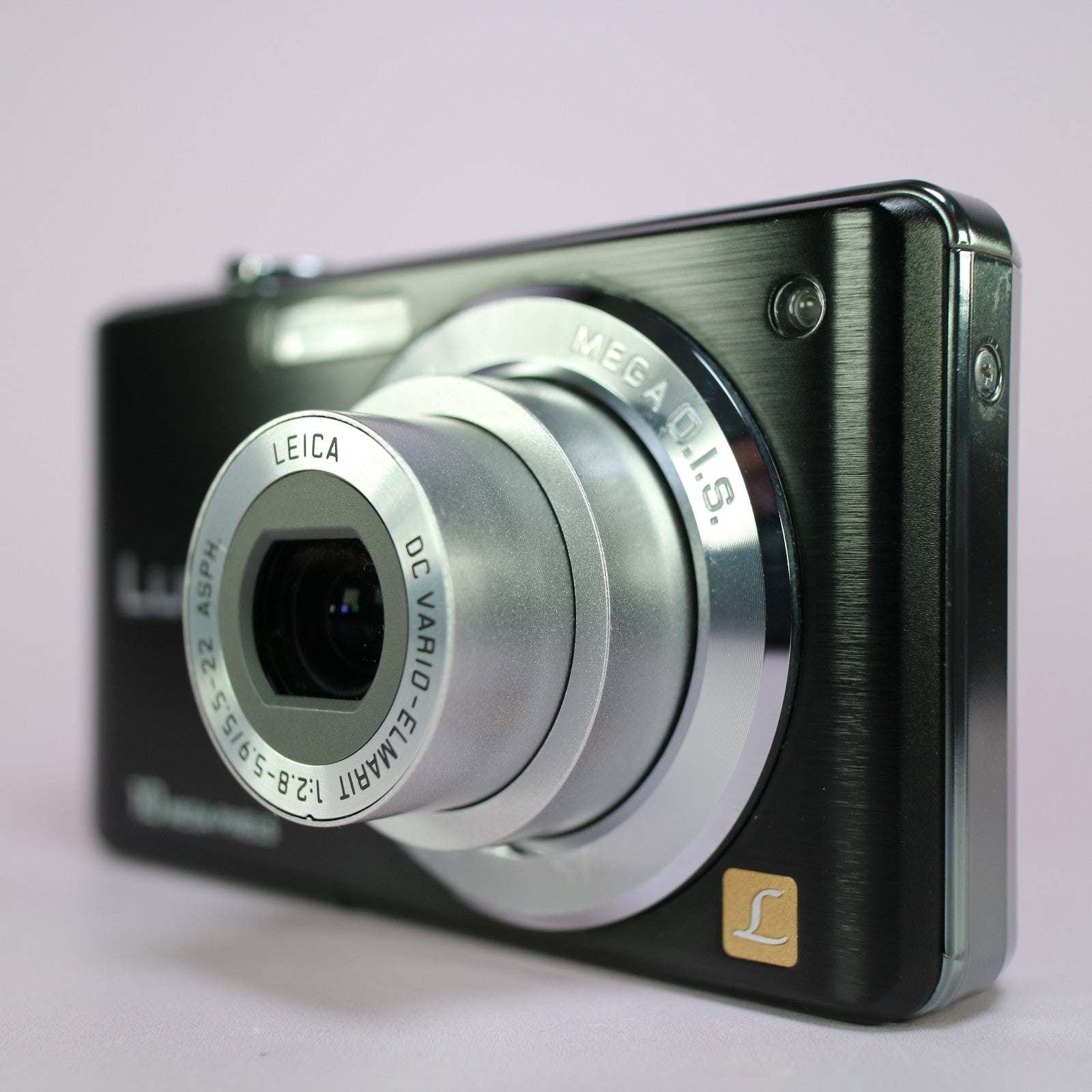 Panasonic Digital Camera Lumix DMC-FS8 10.1MP Black Tested Full Working Set
