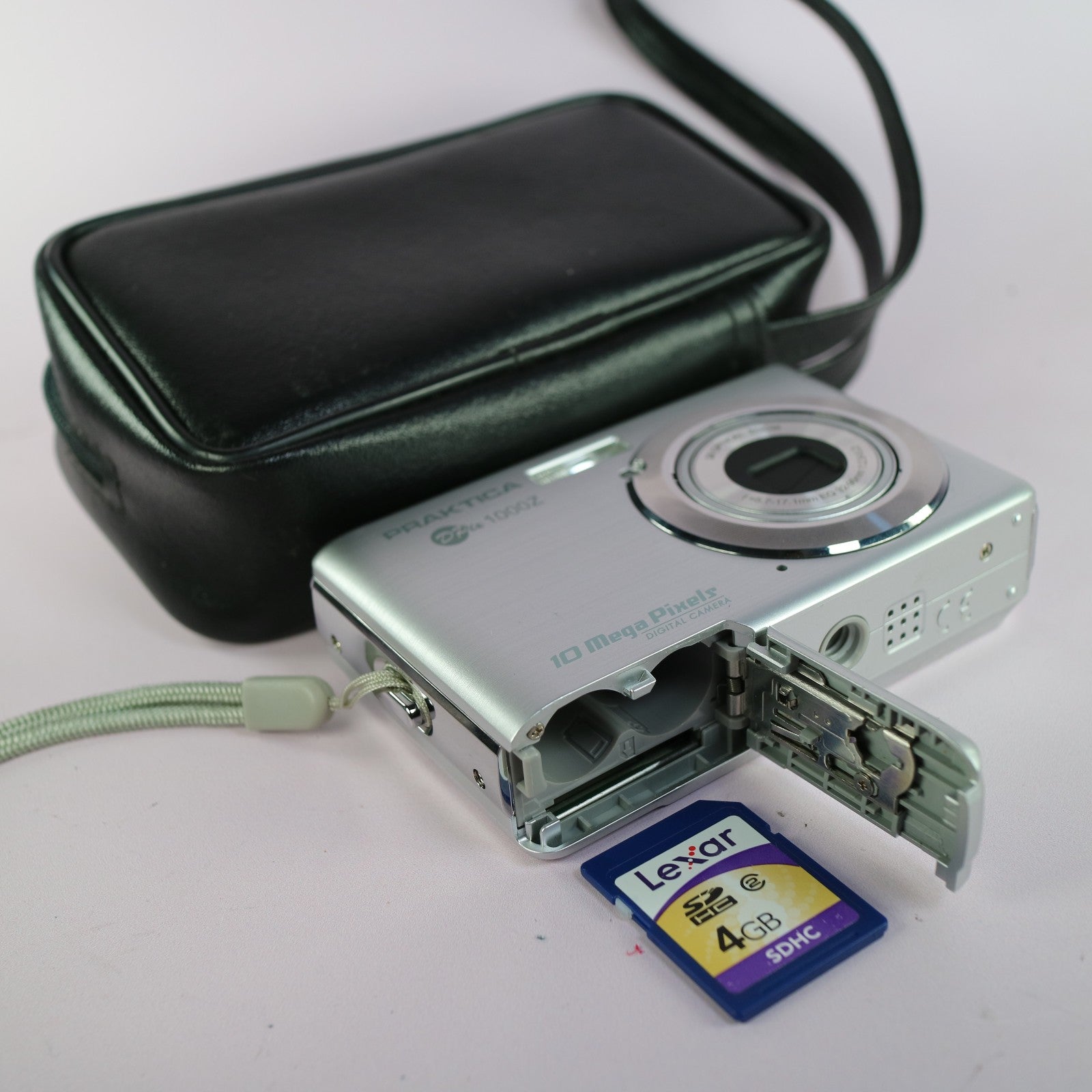 Praktica DPix 1000Z 10.0MP Compact Digital Camera Silver Tested