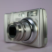 Nikon Digital Camera Coolpix 5200 5.1MP Silver Tested Full Working Set