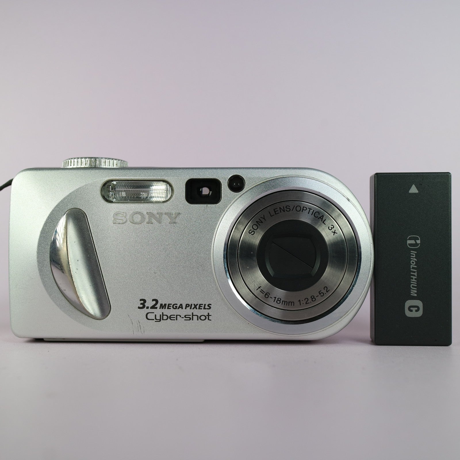 Sony Digital Camera Cybershot DSC-P8 3.2MP Silver Tested