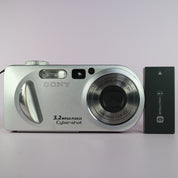 Sony Digital Camera Cybershot DSC-P8 3.2MP Silver Tested