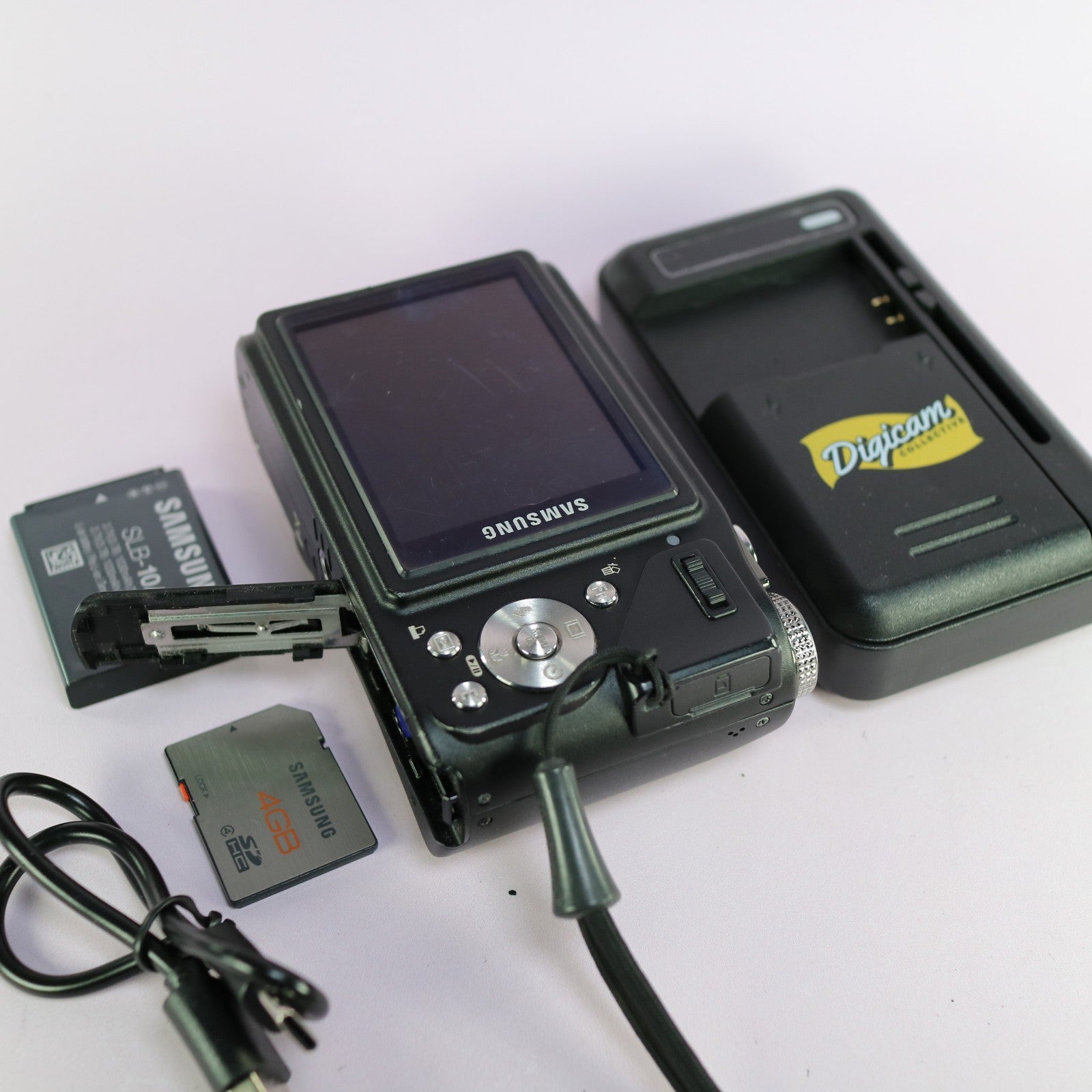 Samsung Digital Camera WB500 10.2MP Black Tested Full Working Set