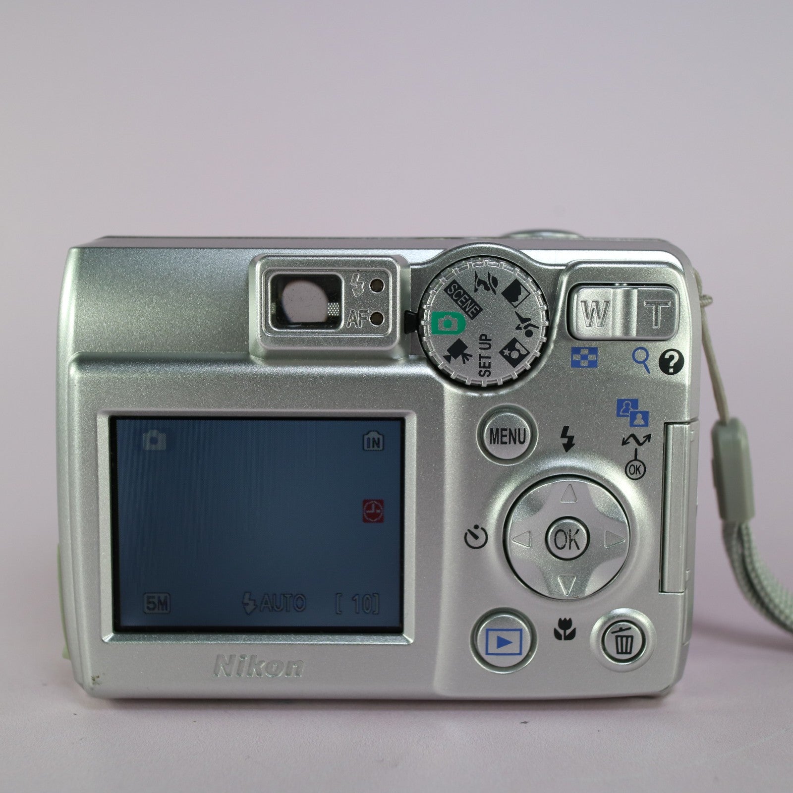 Nikon Digital Camera Coolpix 5600 5.1MP Silver Tested