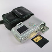 Olympus Digital Camera Camedia Brio D-230 2.0MP Silver Tested With SM Card