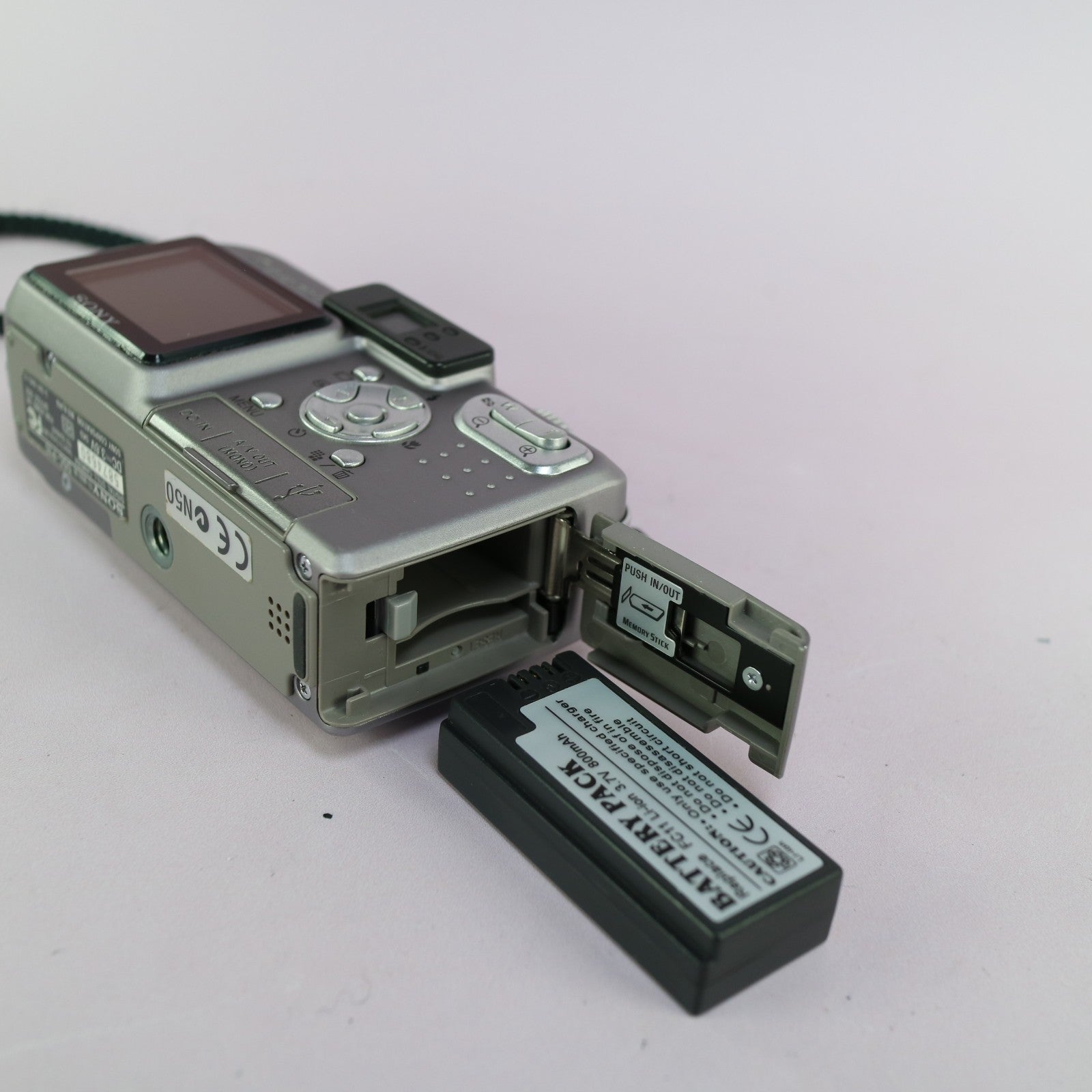 Sony Digital Camera Cybershot DSC-P10 5.0MP Silver Tested