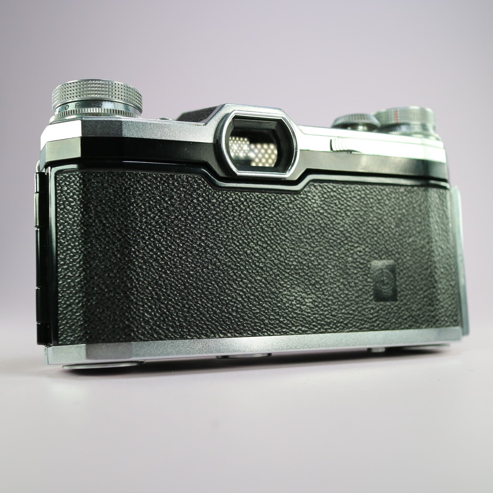 Pentacon FM 35mm SLR Camera w/ Schneider-Kreuznach Xenar 150mm f/5.5 Lens Tested