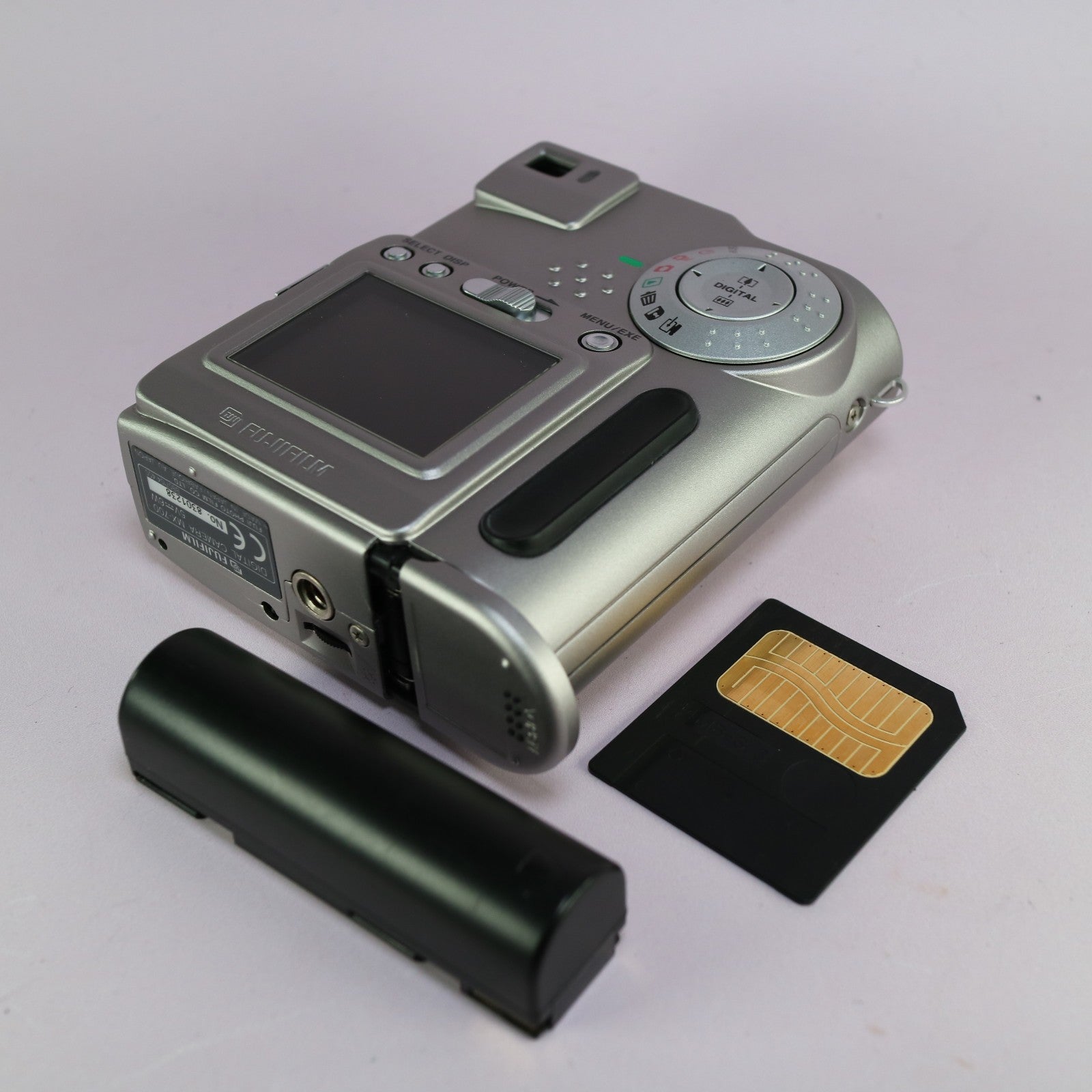 Fujifilm MX-700 1.5MP Compact Digital Camera Silver Tested With Smartmedia Card