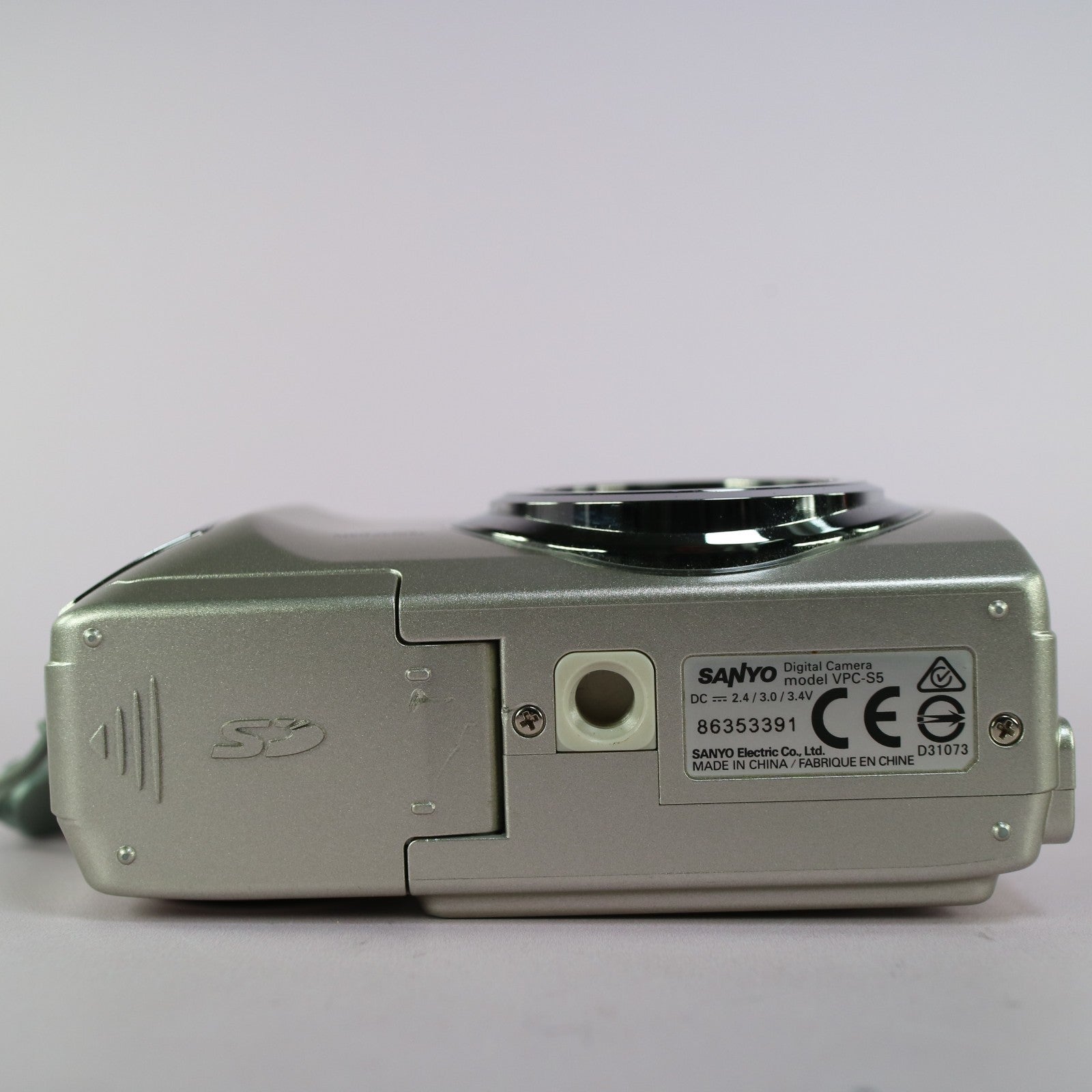 Sanyo Xacti VPC-S5 5.0MP Compact Digital Camera Silver Tested
