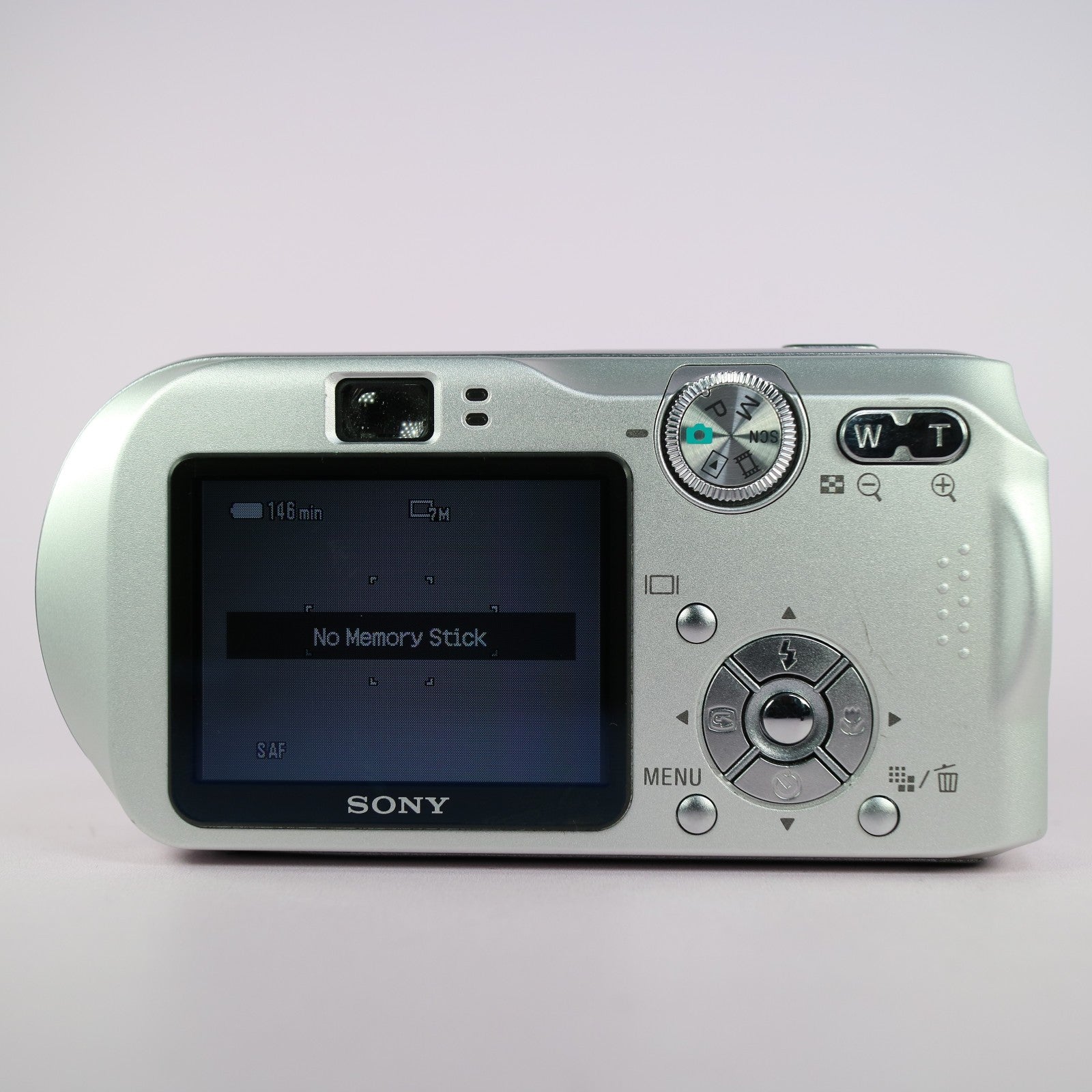 Sony Digital Camera Cybershot DSC-P200 7.2MP Silver Tested Full Set