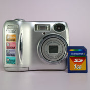 Nikon Digital Camera Coolpix 2200 2.0MP Silver Tested