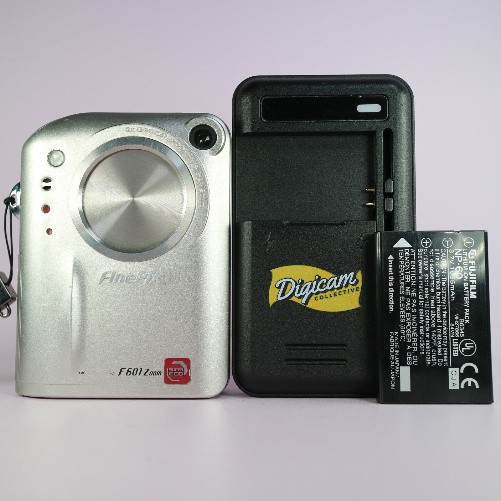 Fujifilm Digital Camera FinePix F601 3.1MP Silver Tested W/ Battery + Charger