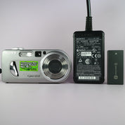 Sony Digital Camera Cybershot DSC-P10 5.0MP Silver Tested w/ Battery and Charger