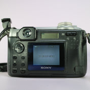Sony Cybershot DSC-S75 3.3MP Compact Digital Camera Silver Tested Full Set