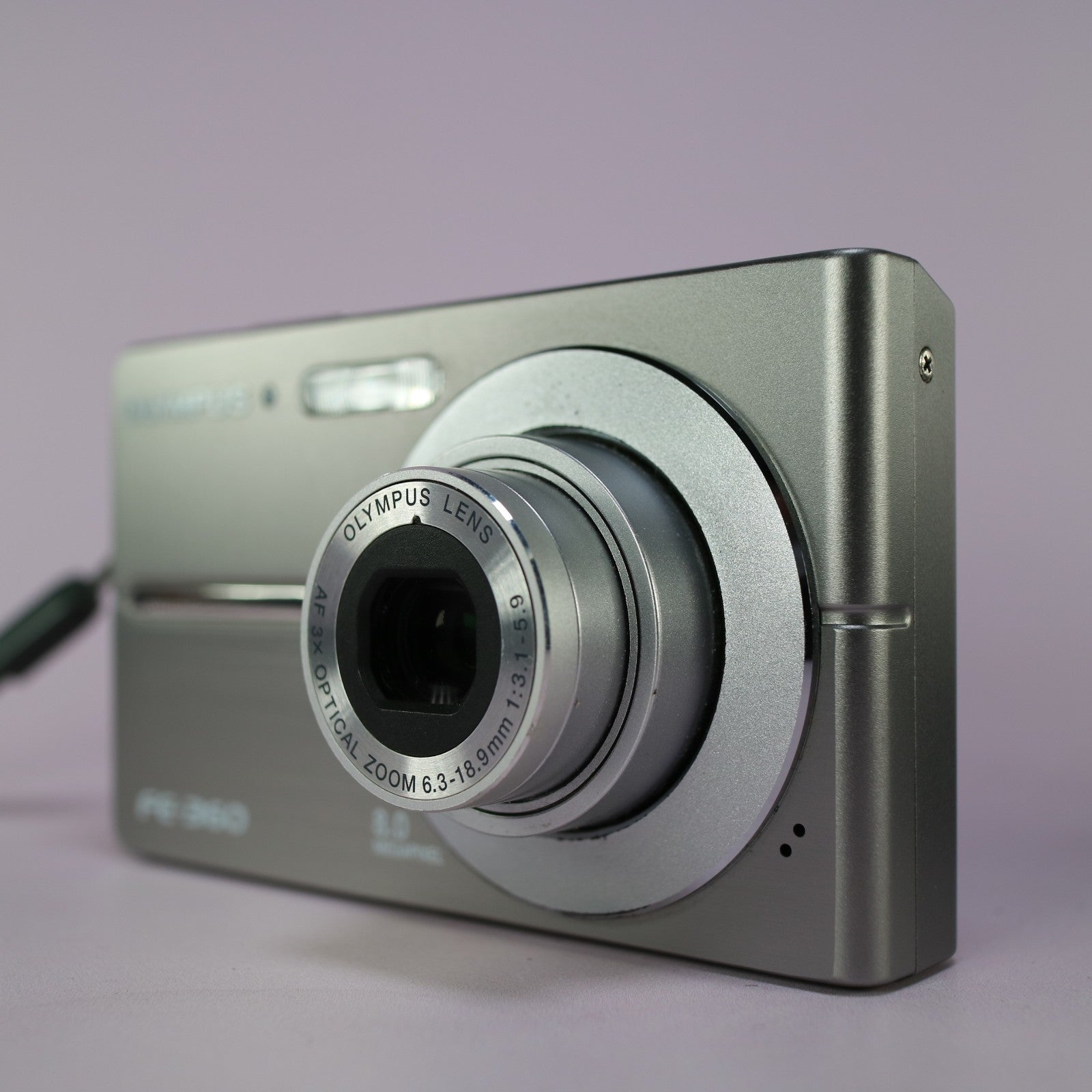 Olympus Digital Camera FE-360 8.0MP Silver Tested Full Set