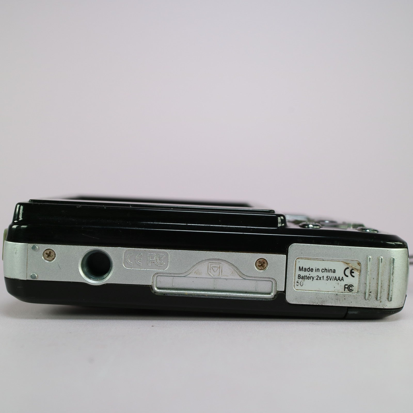 Vivitar Digital Camera Vivicam VC5050 5.0MP Black Tested